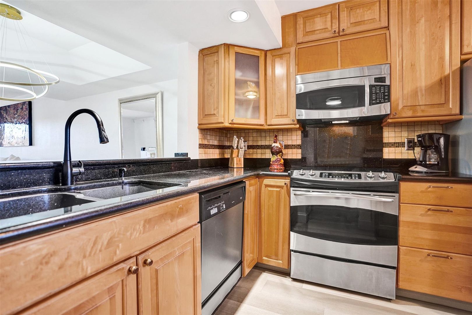 Delray Beach House: 270 Captains Walk 310