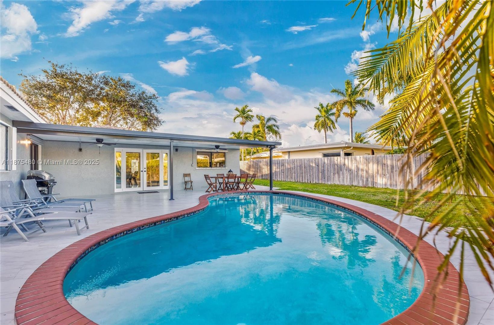 Fort Lauderdale House: 6600 NE 20th Way