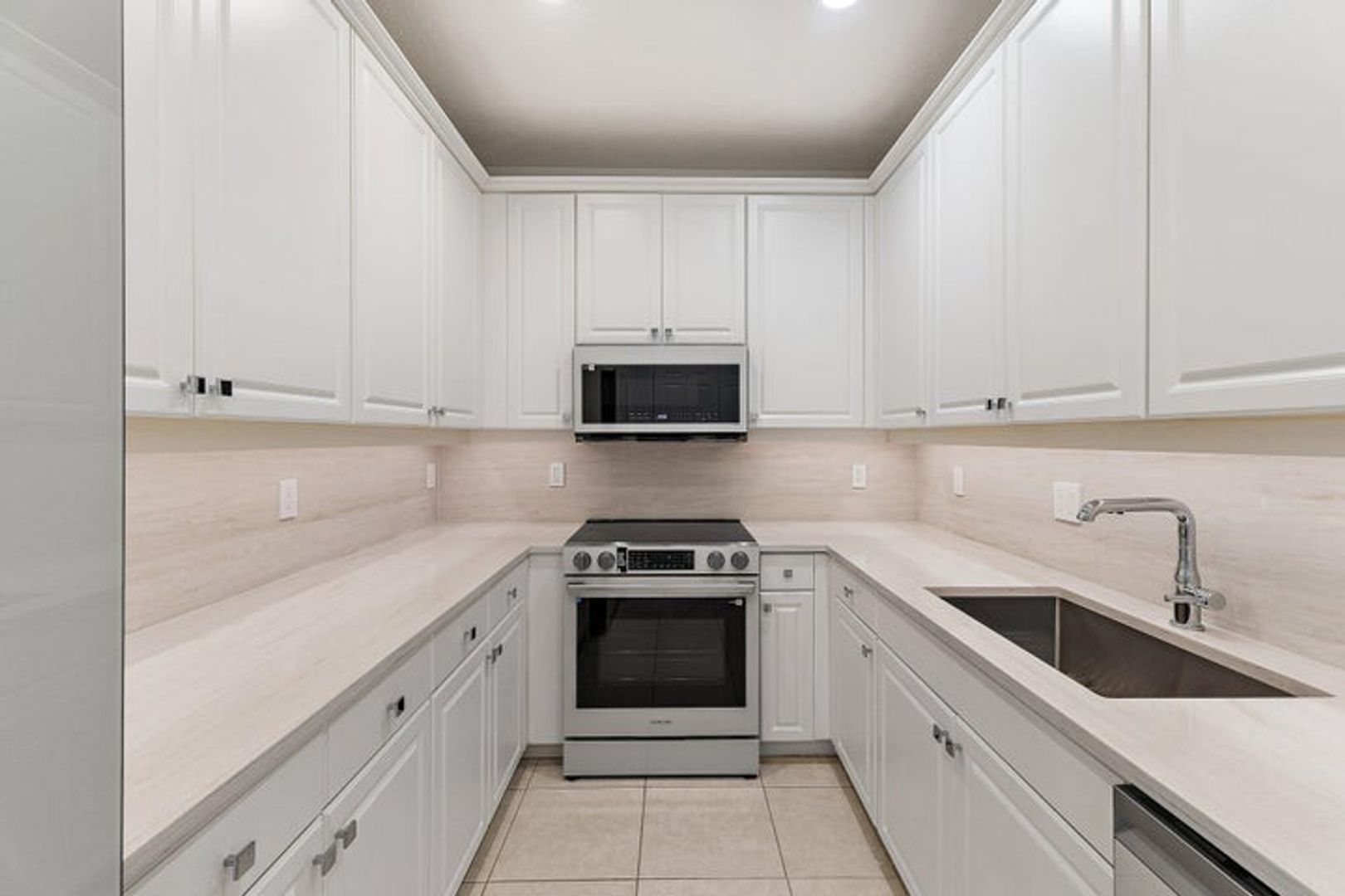 Jupiter House: 4273 E Main Street