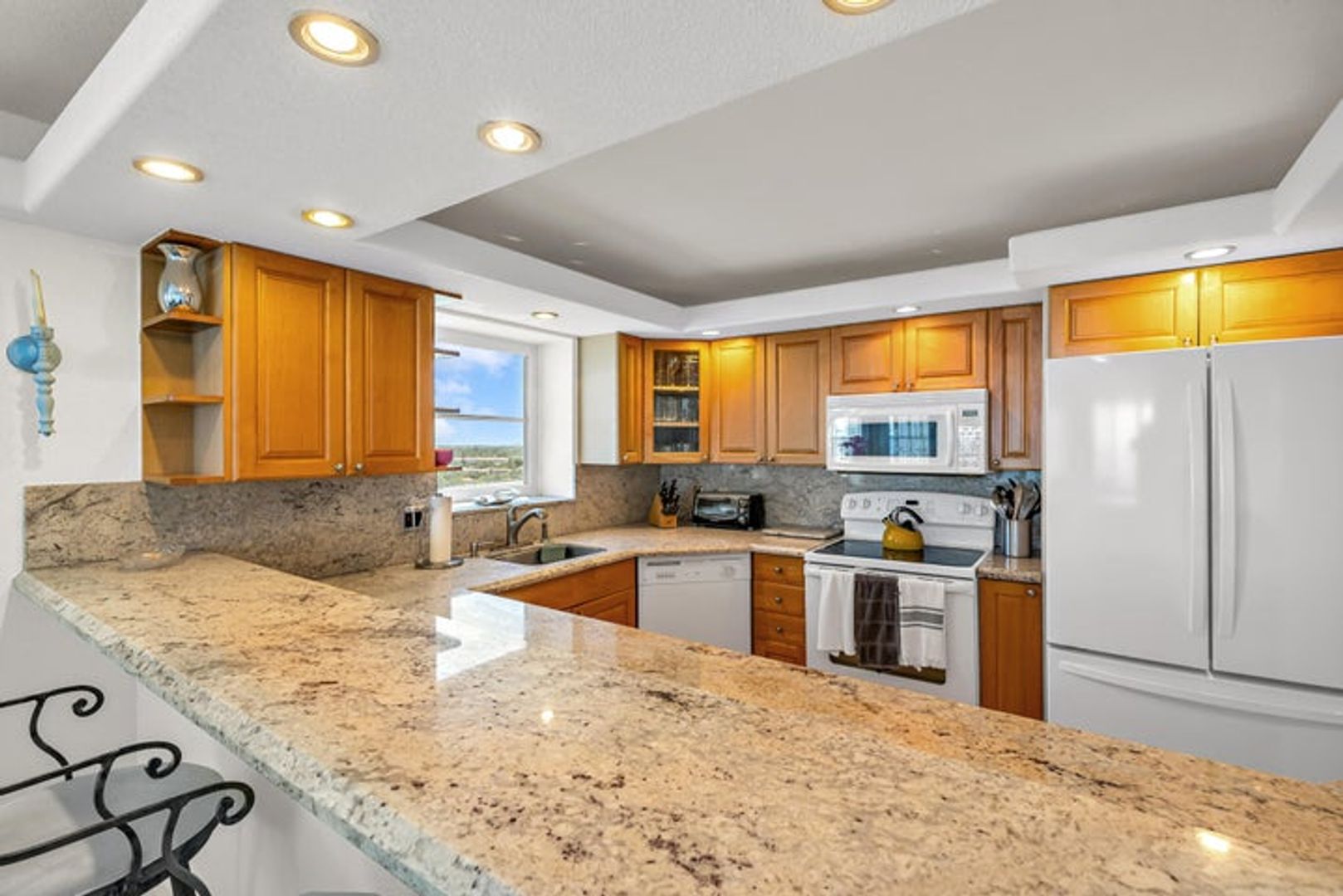 Boca Raton House: 3000 S OCEAN Boulevard 1106