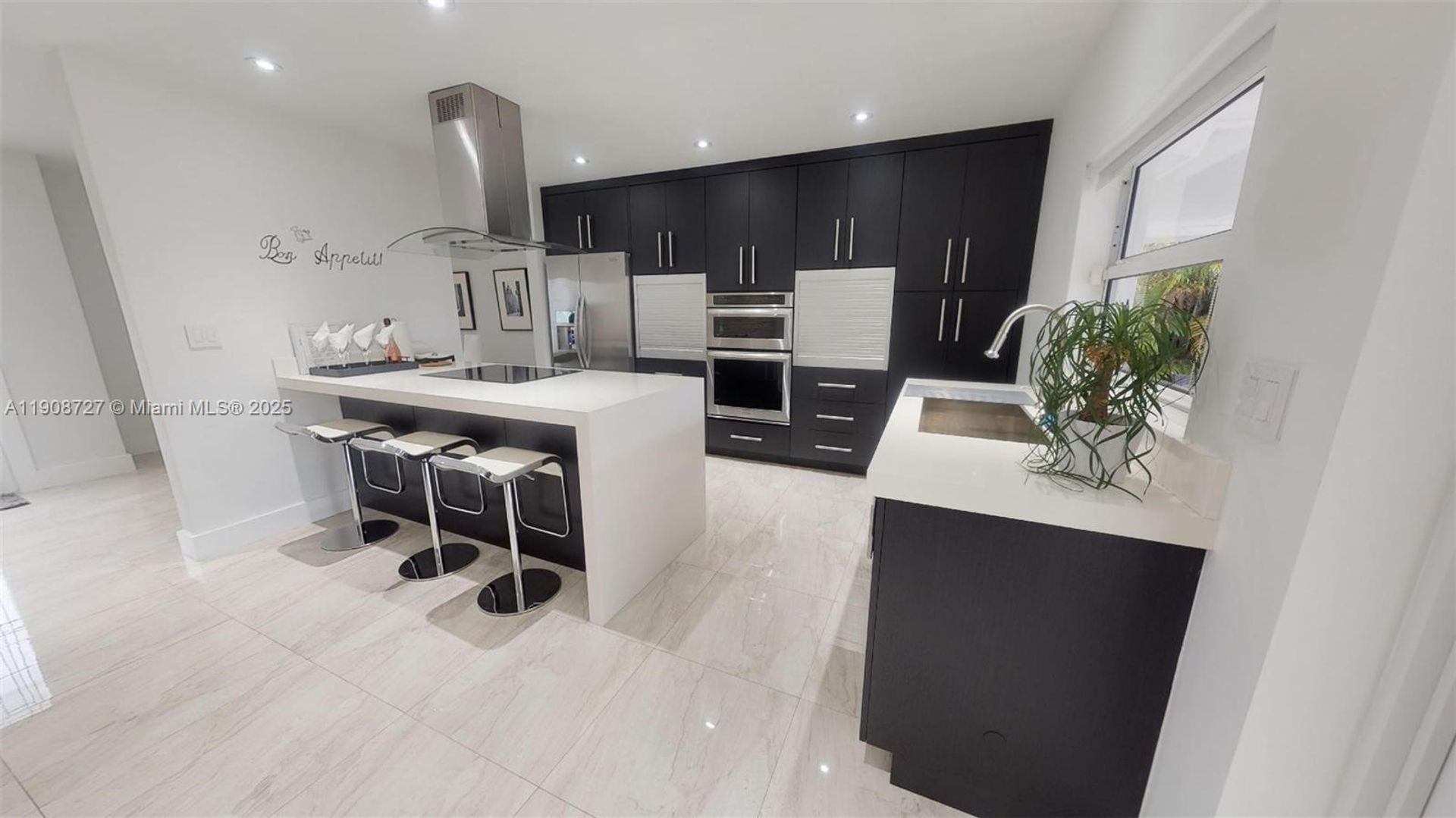 Miami House: 10805 SW 156th Terrace 1