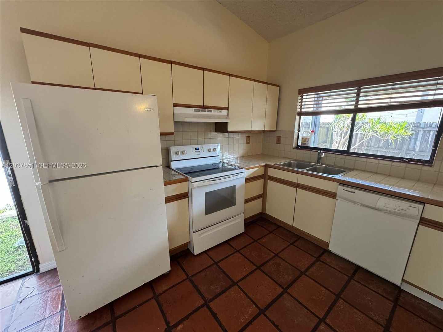 Cutler Bay House: 21738 SW 99th Court