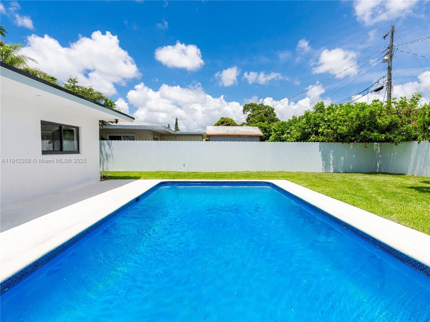 Miami House: 1181 NE 202nd Street