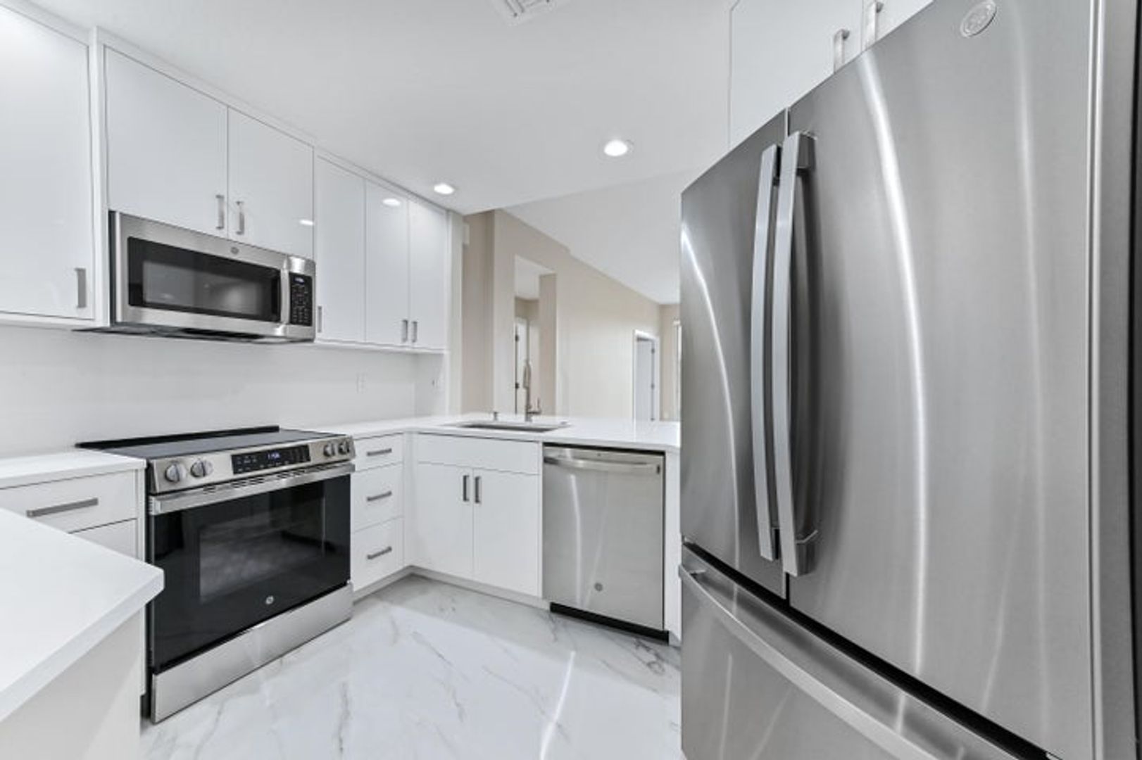 Boynton Beach House: 12510 Crystal Pointe Drive 102