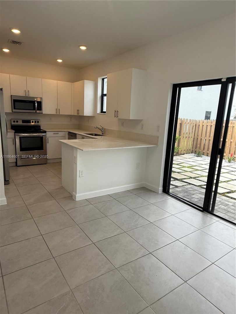 Homestead House: 28532 SW 133rd Path