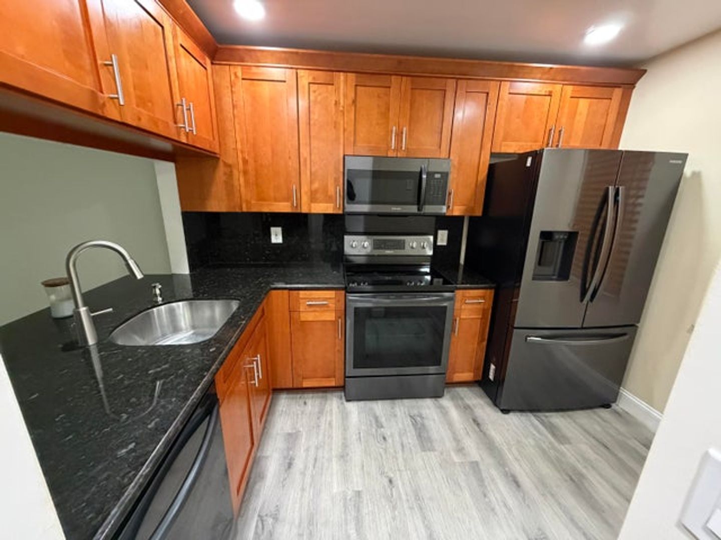 Sunrise House: 4281 NW 120TH Lane 4281