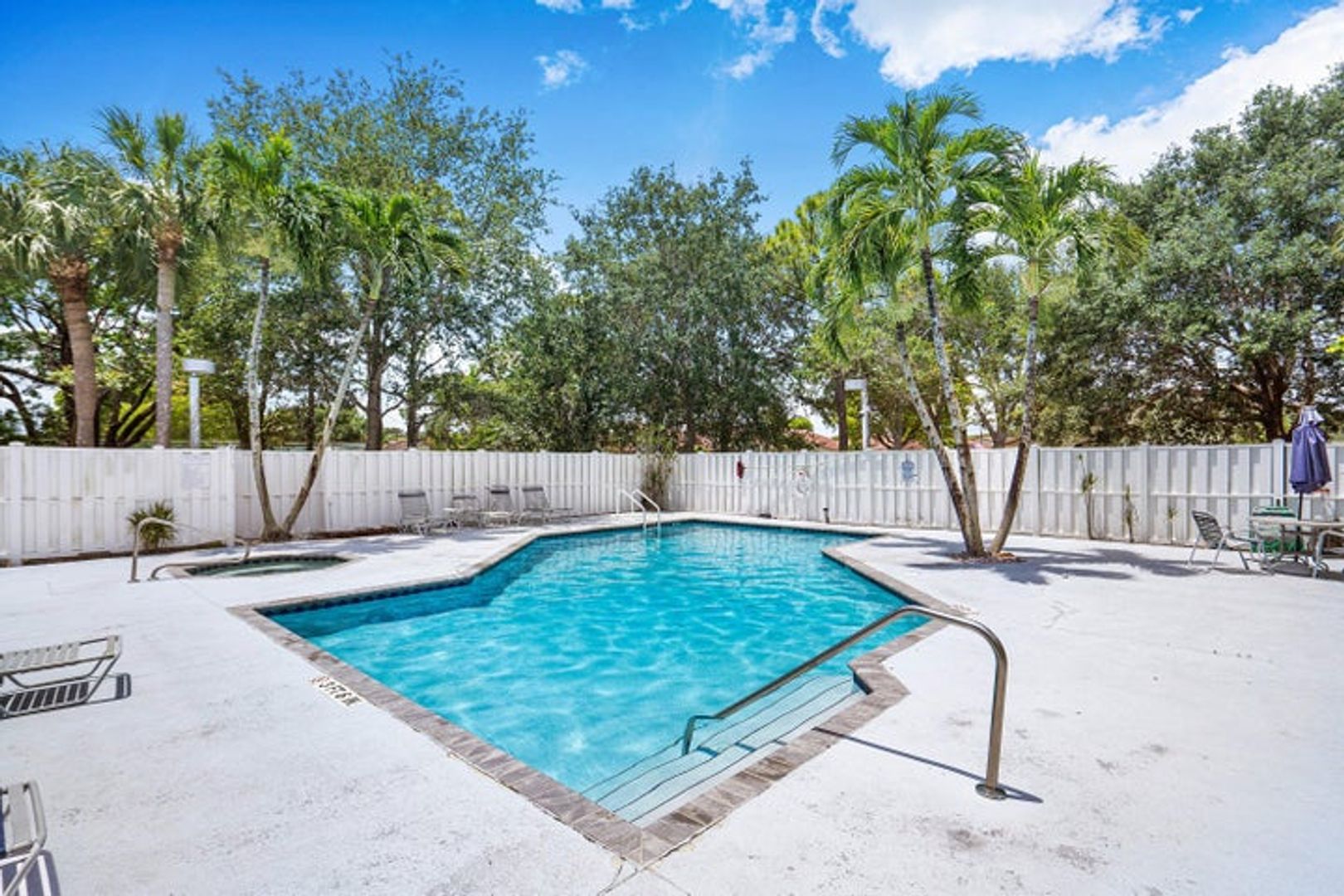 Boynton beach House: 9770 Nickels Boulevard 405