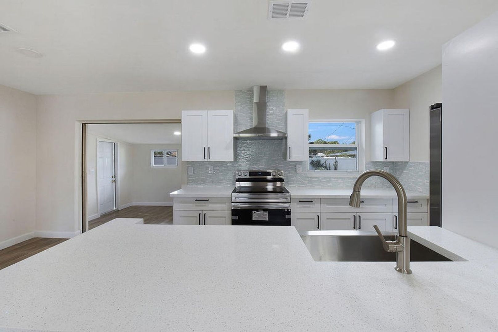 Jupiter House: 710 Cayuga Street