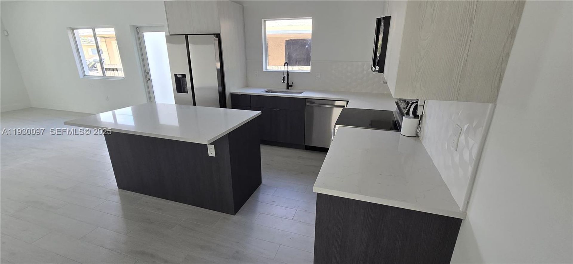 Miami House: 6821 NW 6th Court 0