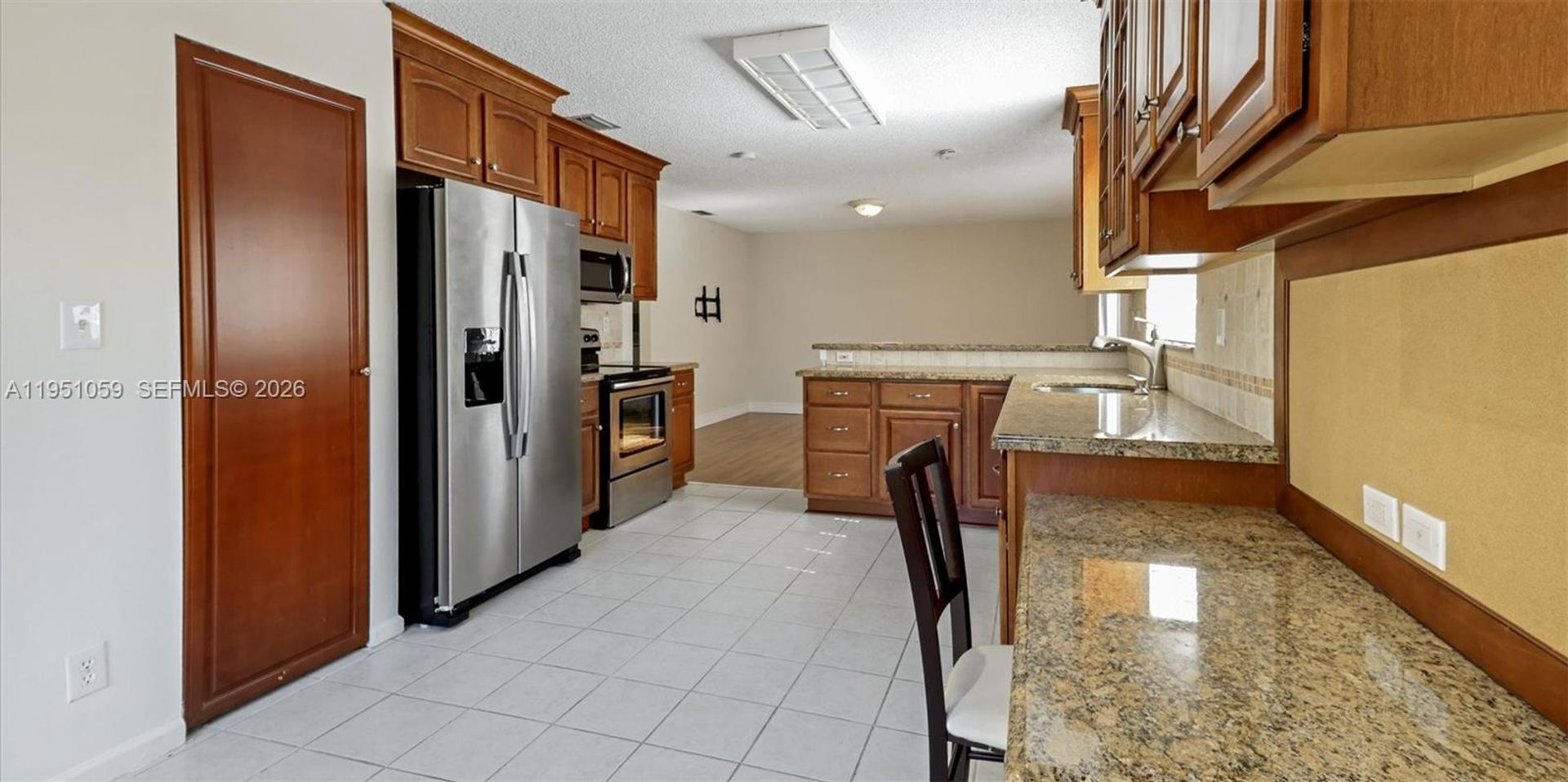 Plantation House: 1110 NW 108th Avenue