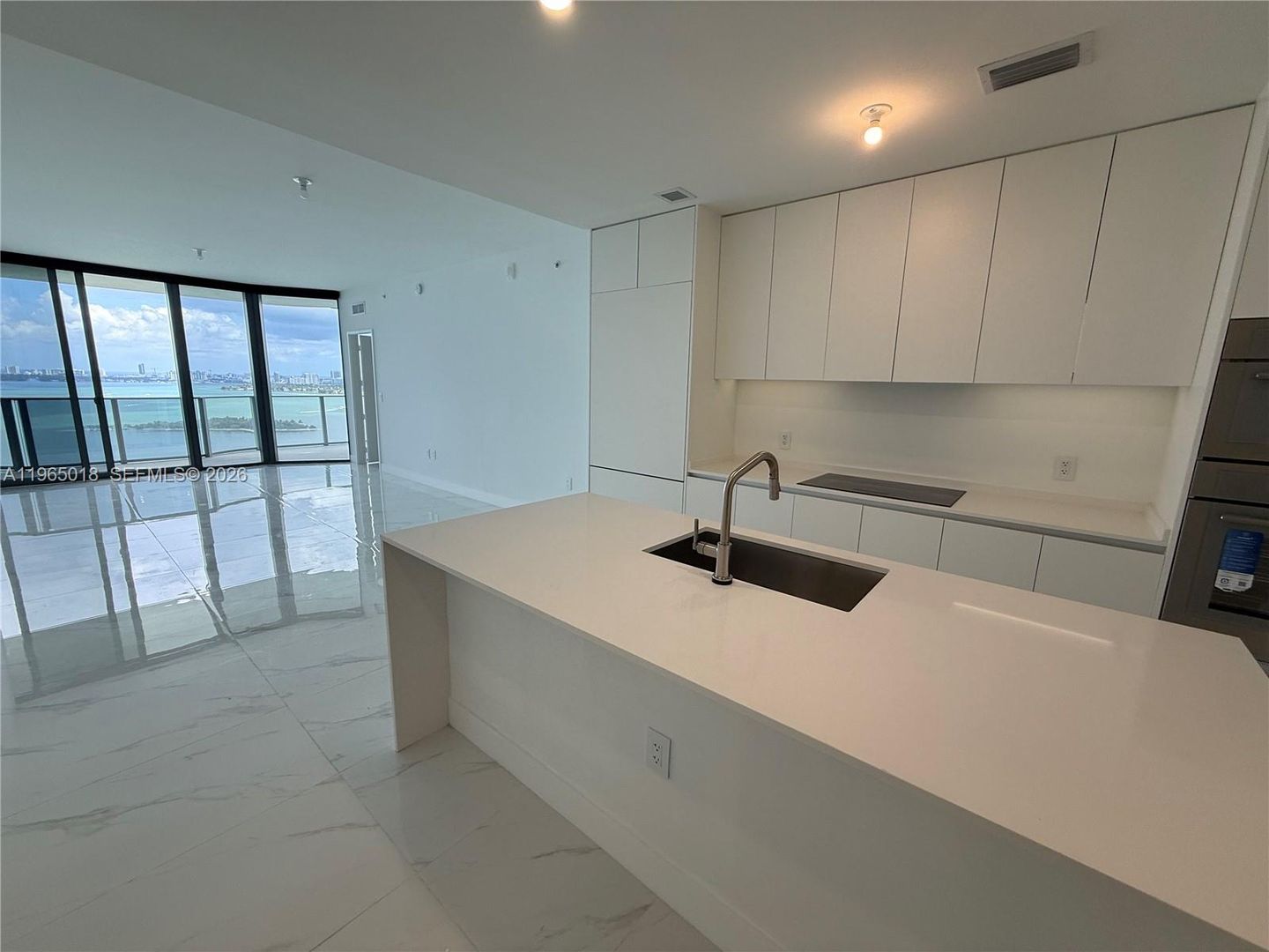 Miami House: 700 NE 24th Street 2305