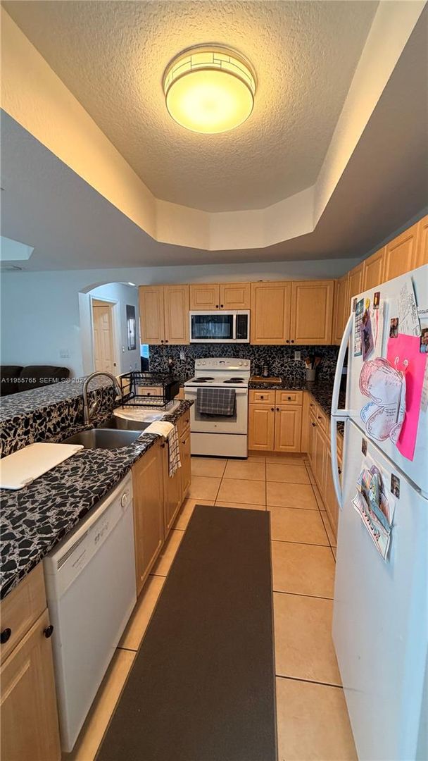 Pembroke Pines House: 10686 SW 8th Street 205