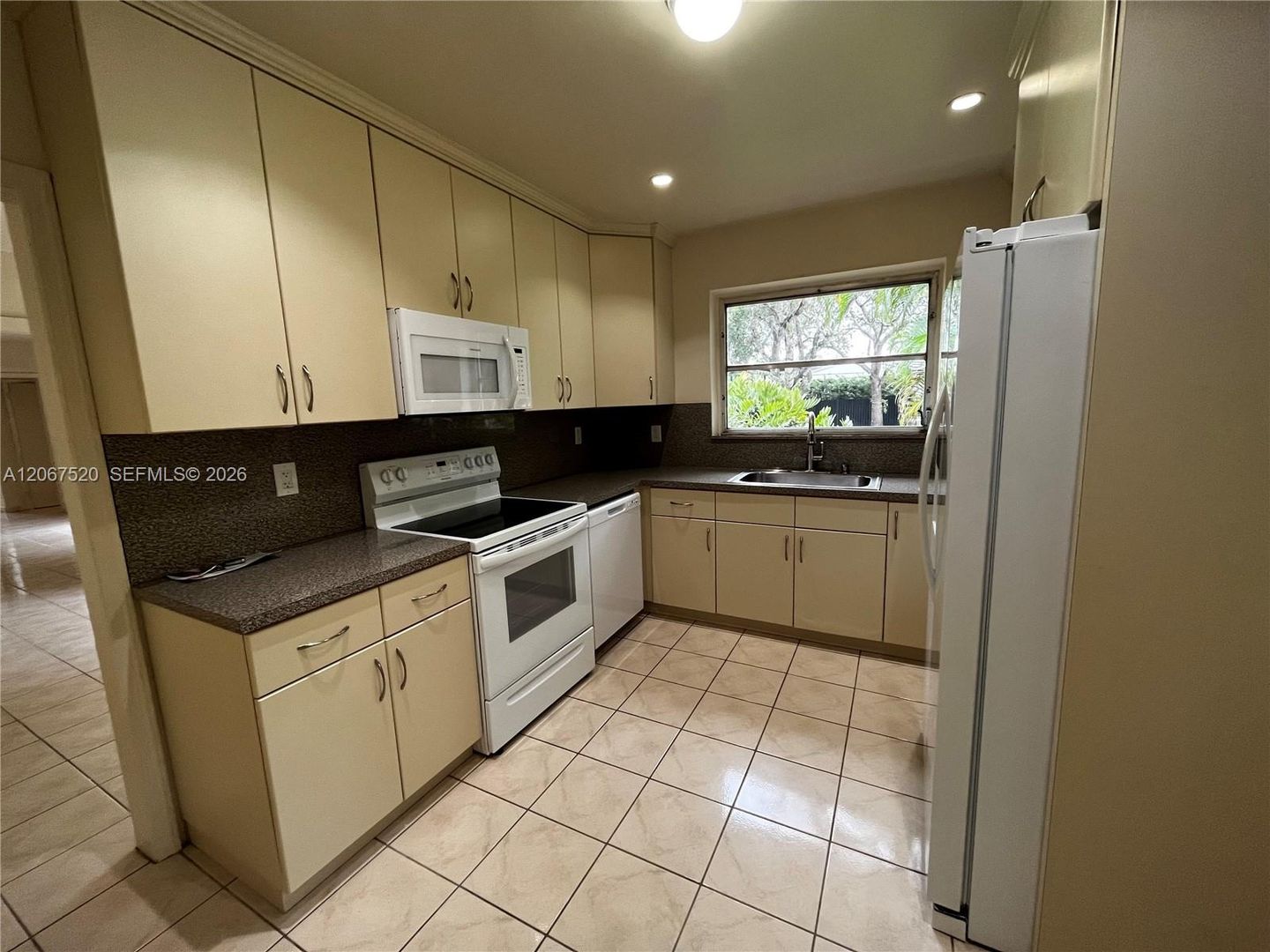 Miami House: 3351 SW 18th Street 3351