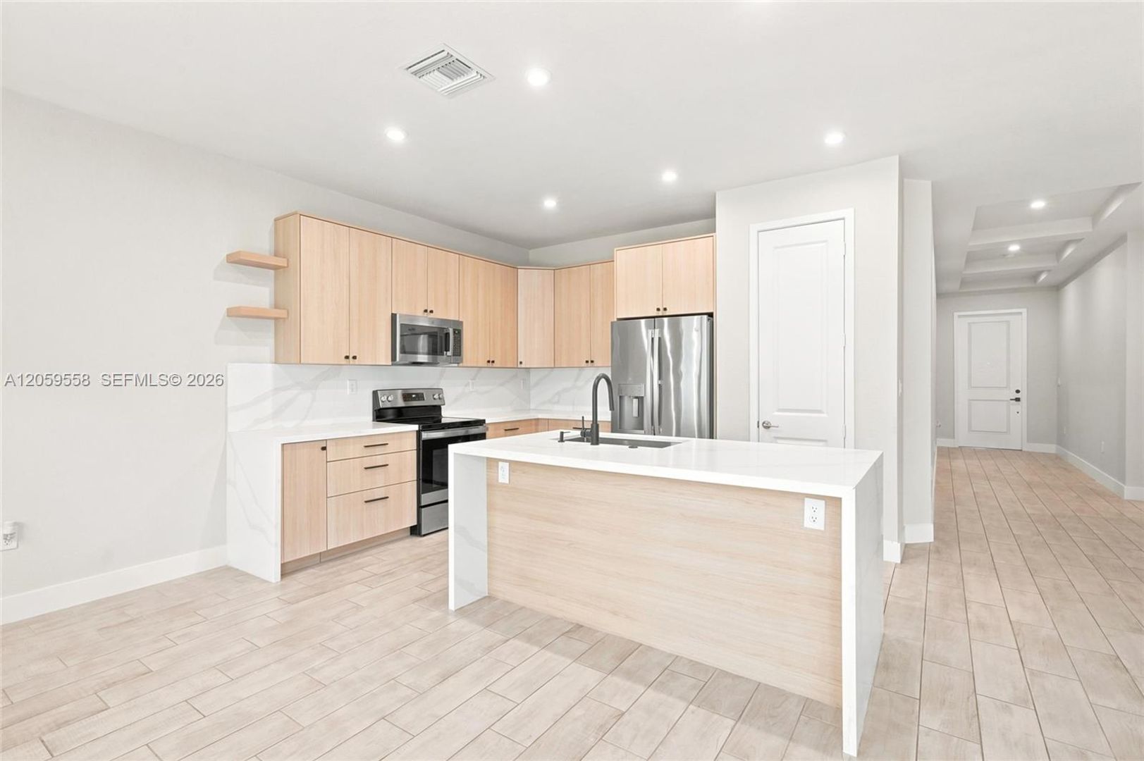 Homestead House: 23206 SW 108th Avenue 23206