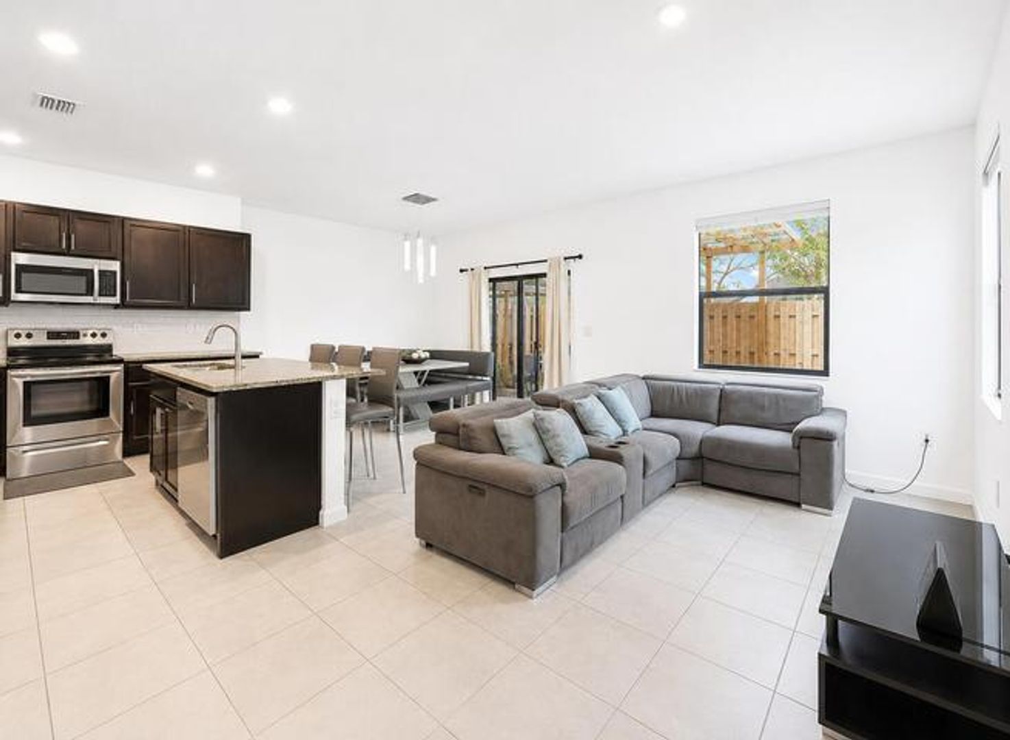 Miami House: 20682 NE 2nd Court