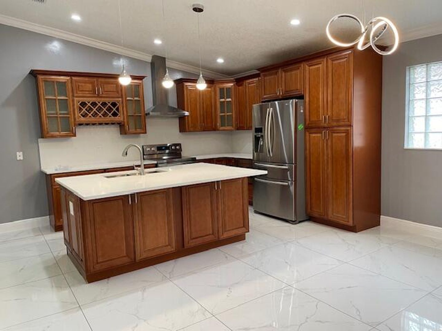 Coconut Creek House: 6352 NW 36th Avenue