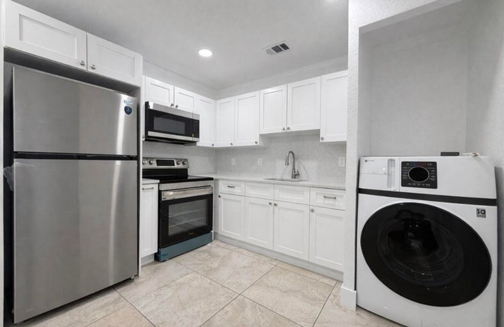 West Palm Beach House: 732 Neil Road