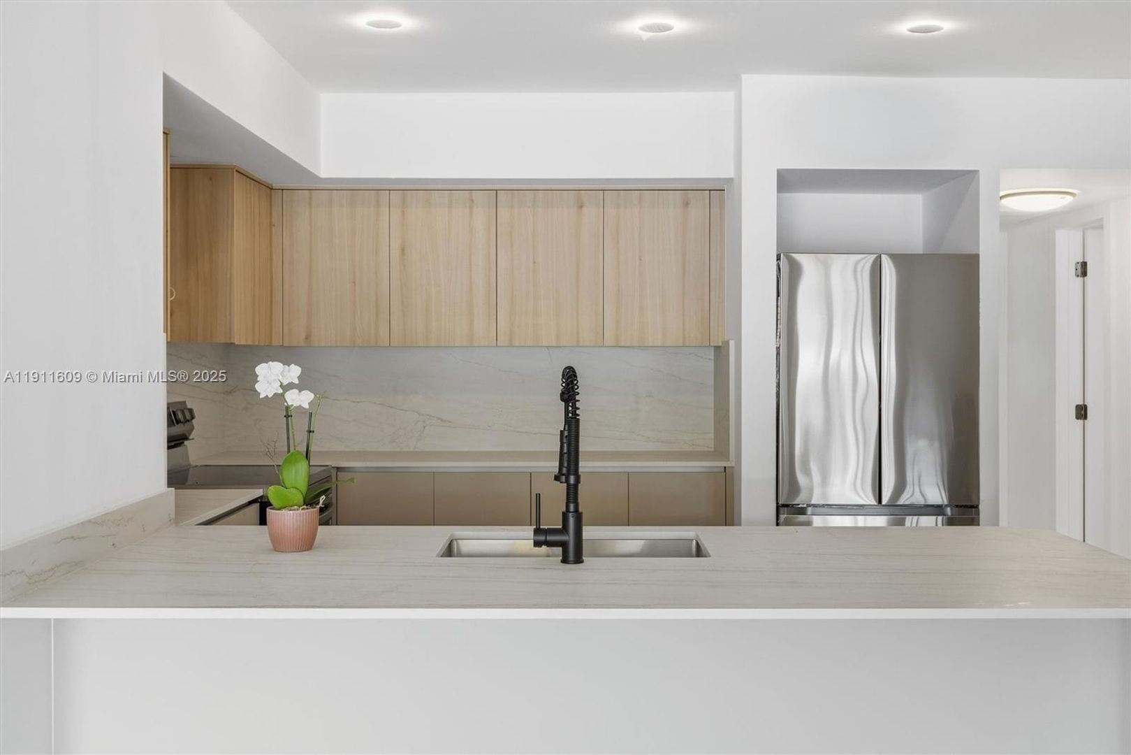 Miami Lakes House: 16380 Briar Patch Place 16380