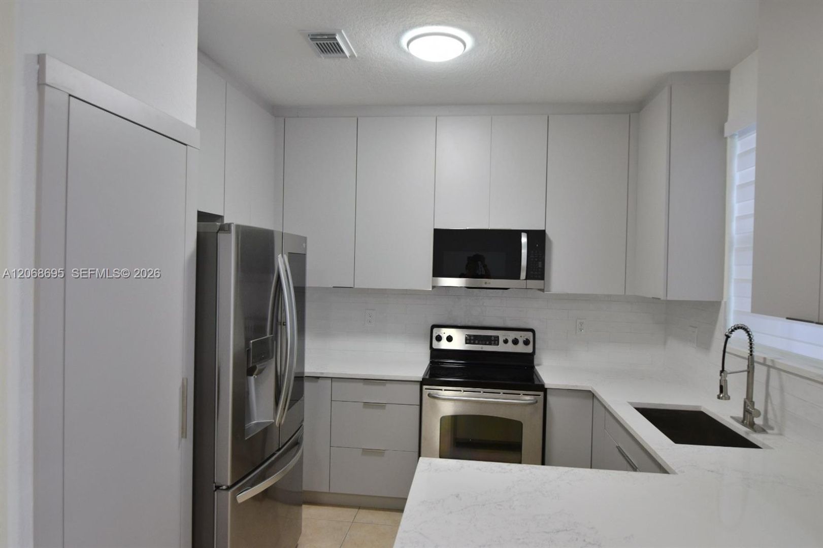 Doral House: 7855 NW 110th Avenue 7855