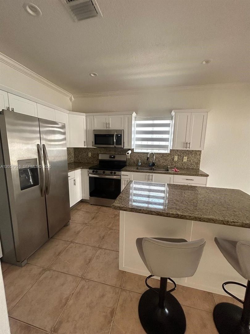 Miami Lakes House: 9117 NW 169th Street