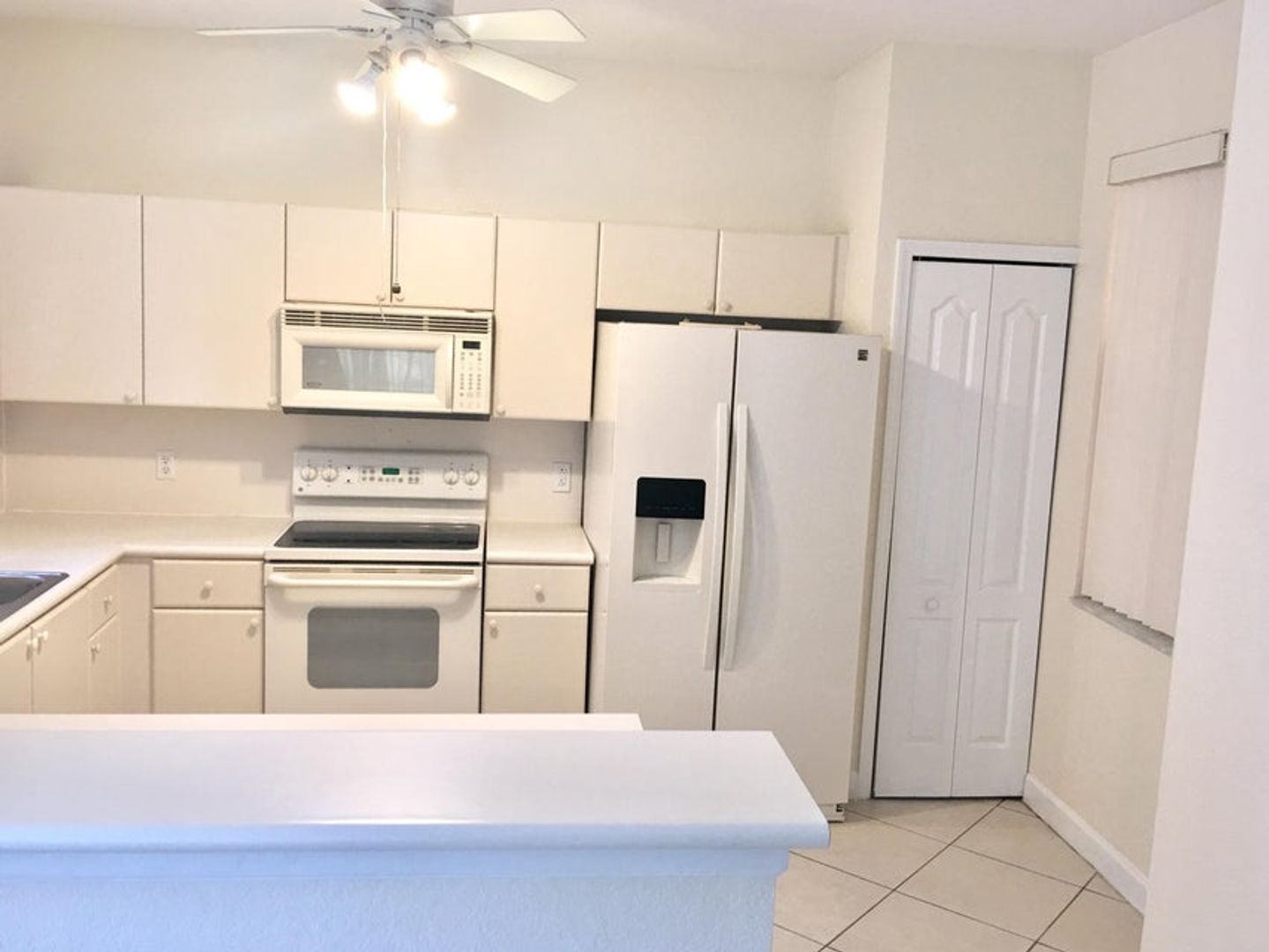 Royal Palm Beach House: 2008 Shoma Drive