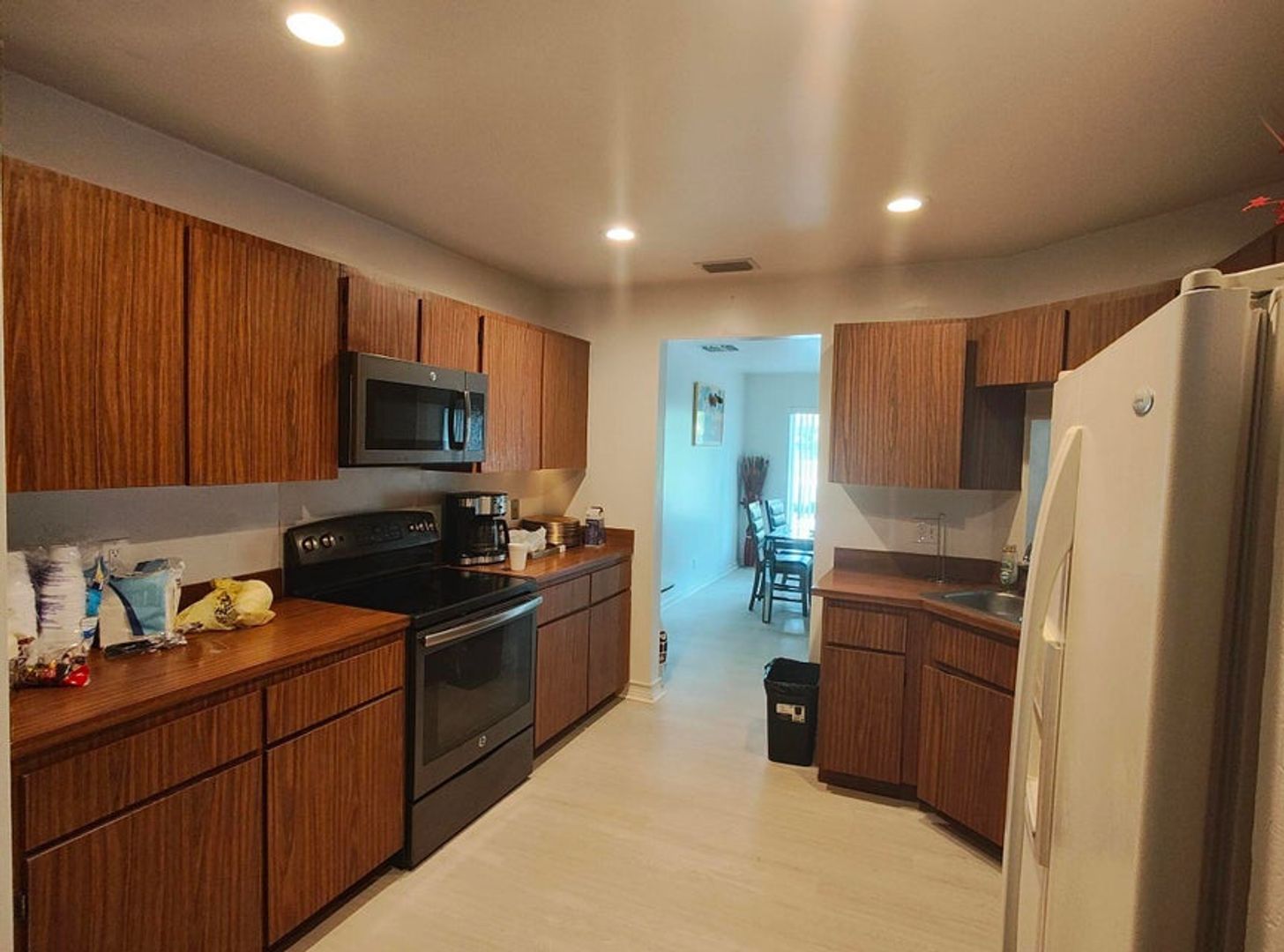 West Palm Beach House: 616 White Water Drive