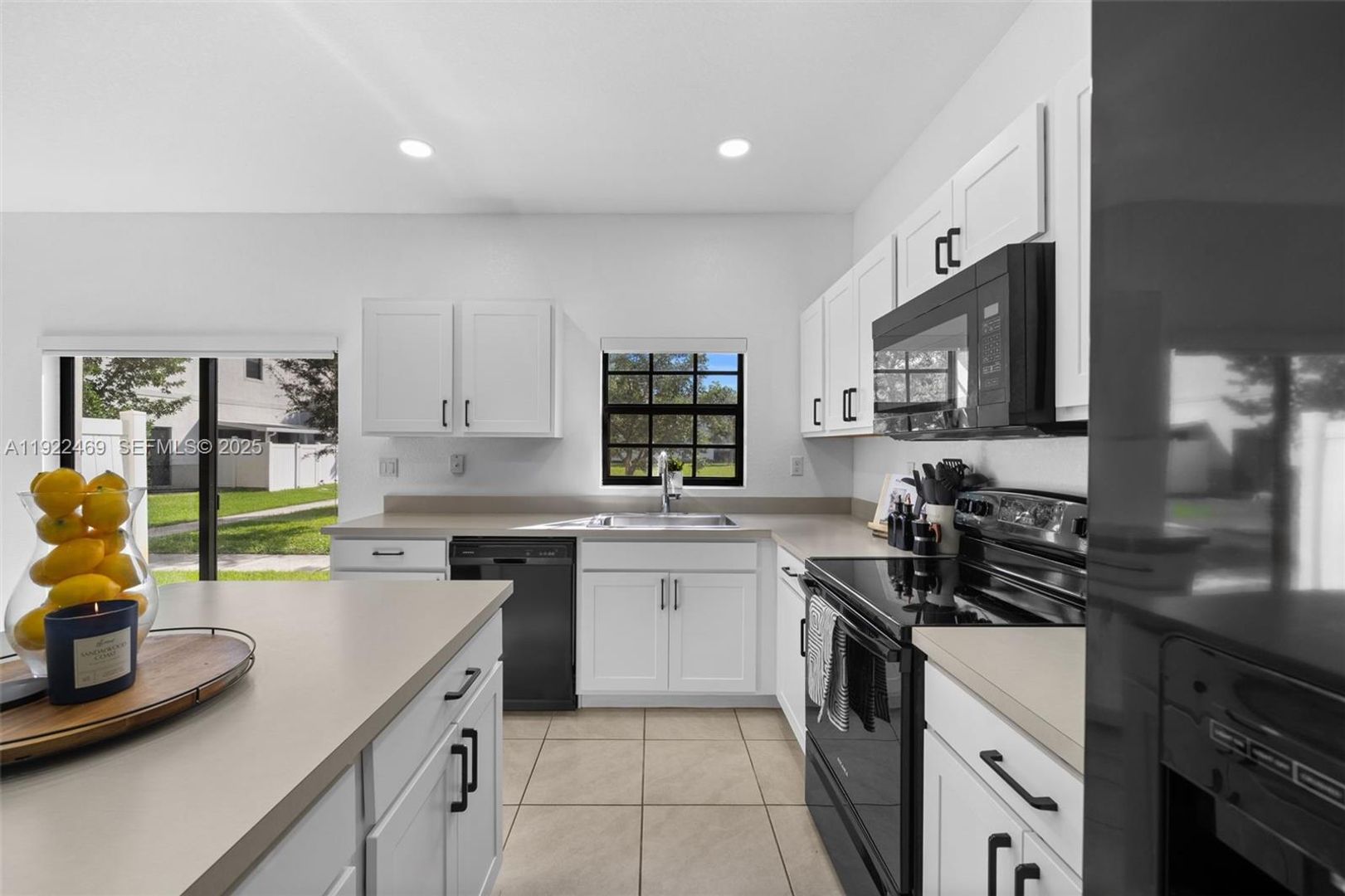 Florida City House: 757 SW 11th Street