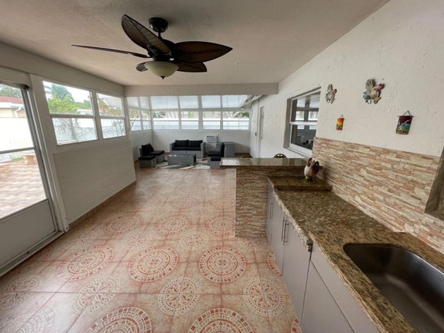 West Palm Beach House: 2601 W Carandis Road