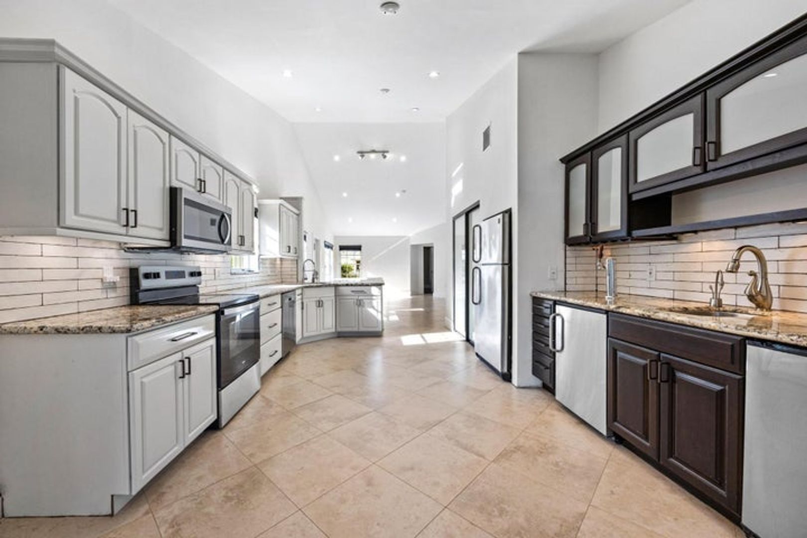 Davie House: 11110 SW 9th Place
