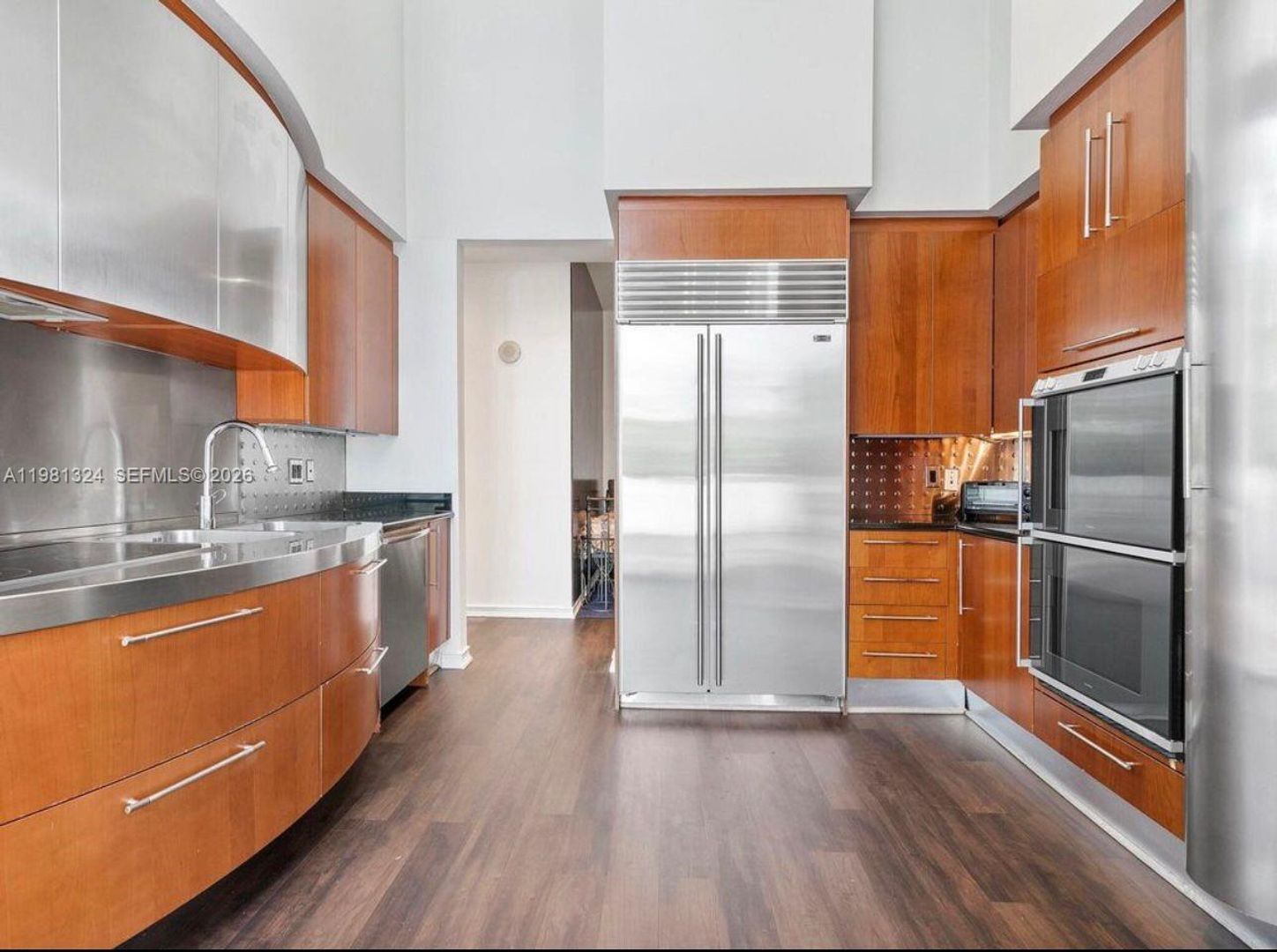 Sunny Isles Beach House: 18101 Collins Avenue 401, Sunny Isles Beach, FL 33160