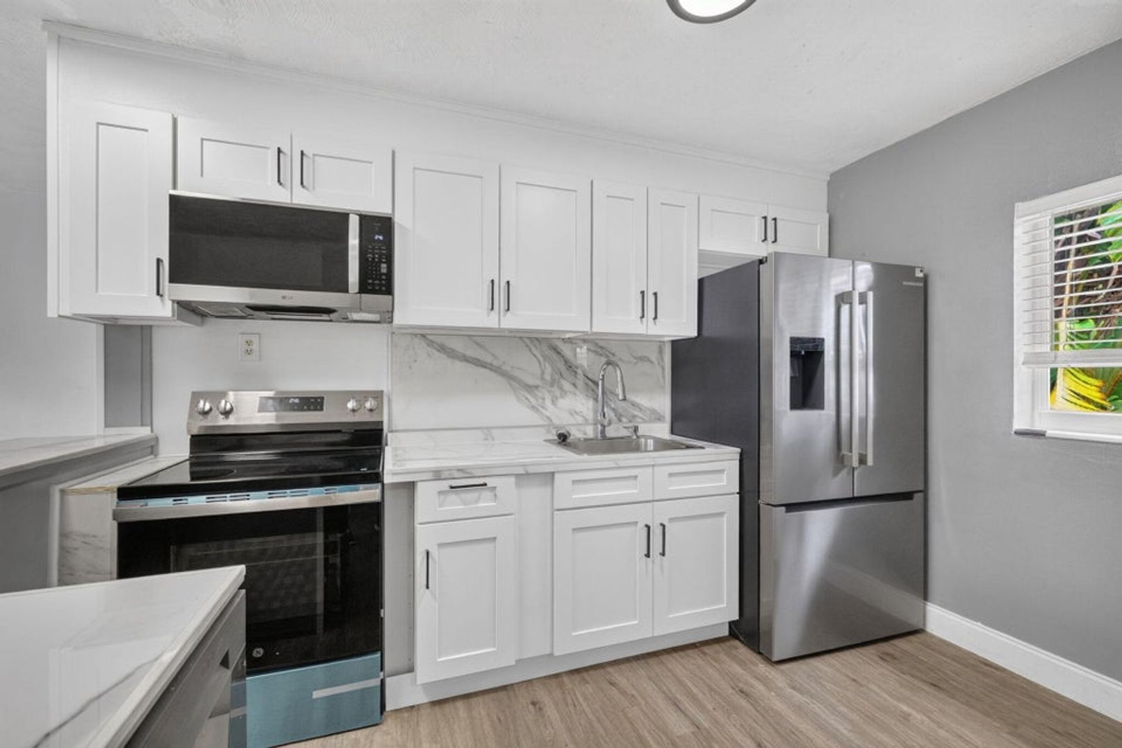 Oakland Park House: 540 NE 61st Street