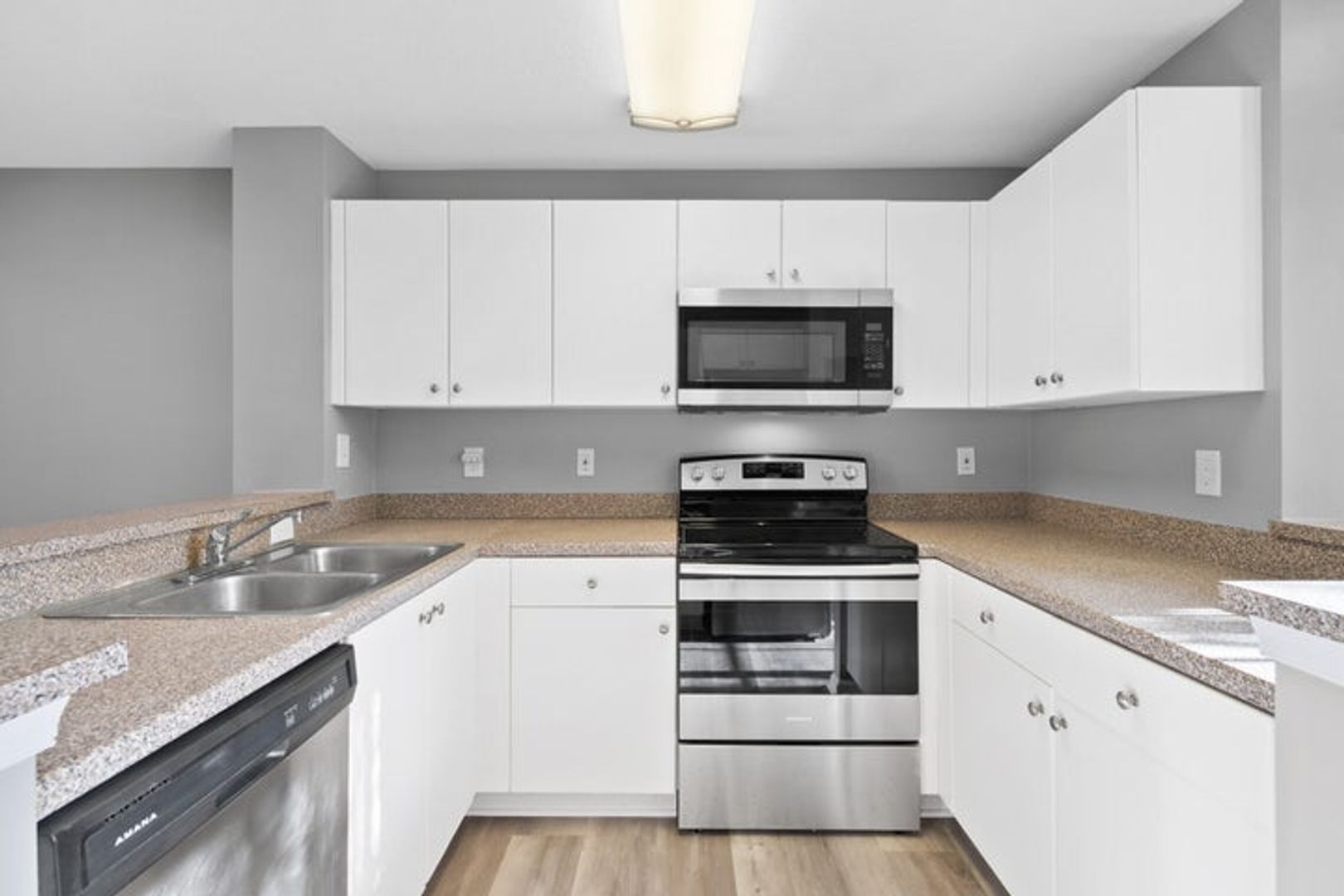 Jupiter House: 4822 Chancellor Drive 20