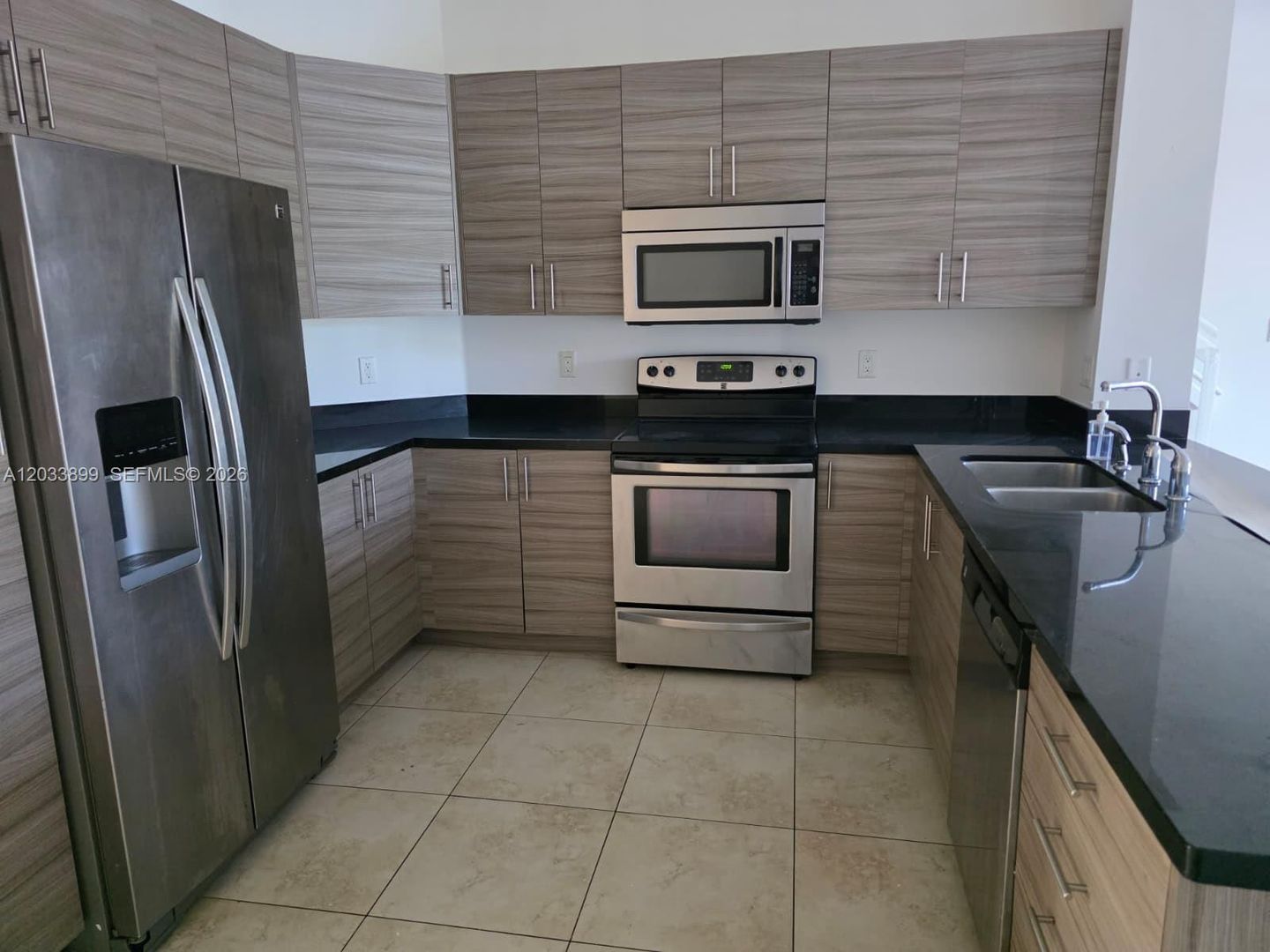Miramar House: 2765 SW 81st Terrace 2773