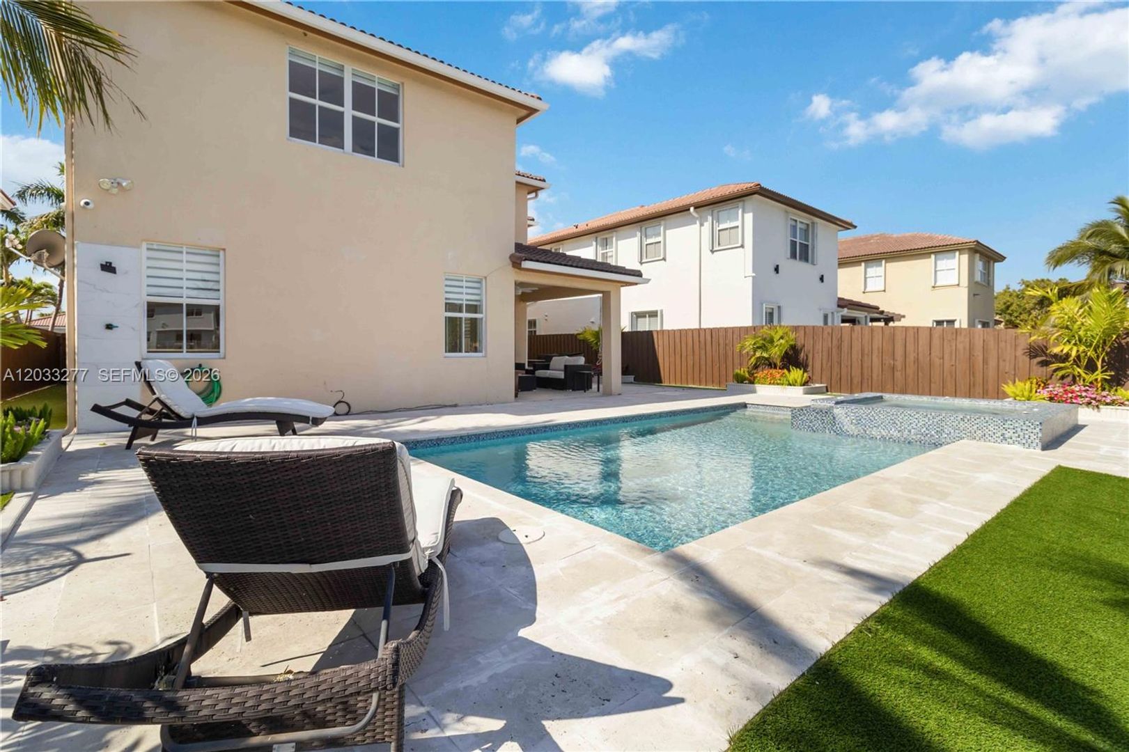 Doral House: 8551 NW 110th Avenue 8551