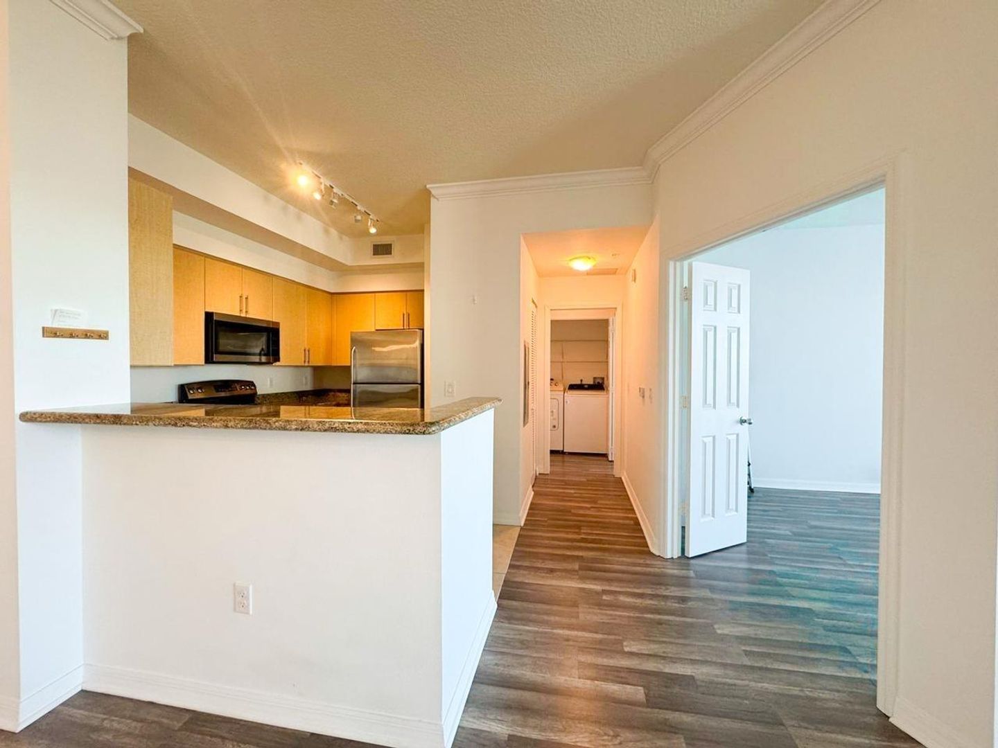 Fort Lauderdale House: 2421 NE 65th Street 601