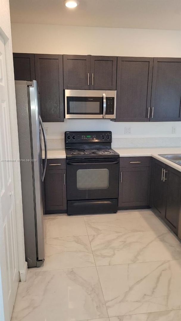 Miami House: 22910 SW 127th Place 1