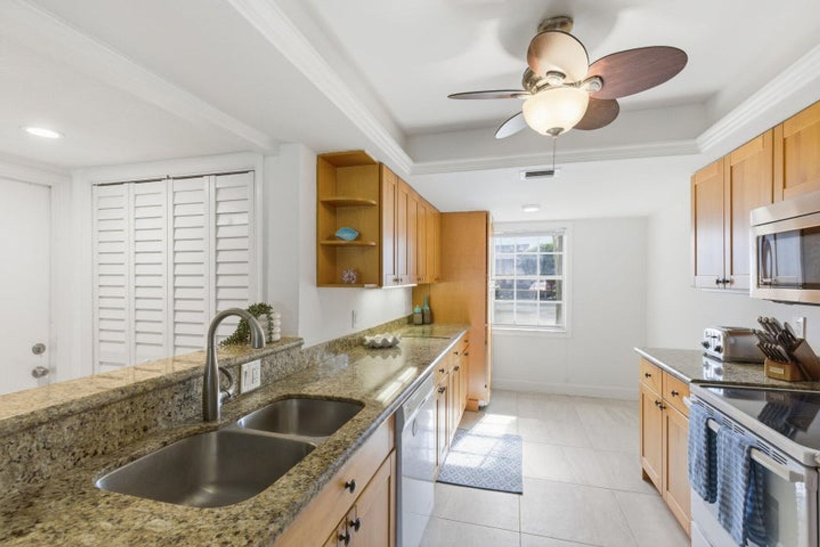 Singer Island House: 1050 Sugar Sands Boulevard 174