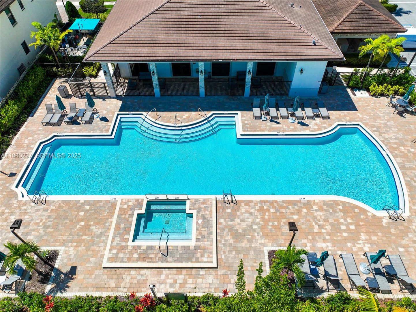 Homestead House: 24902 SW 107th Avenue