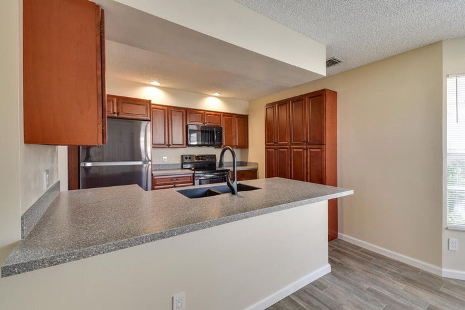 West Palm Beach  (Unincorporated) House: 1475 Lake Mango Way