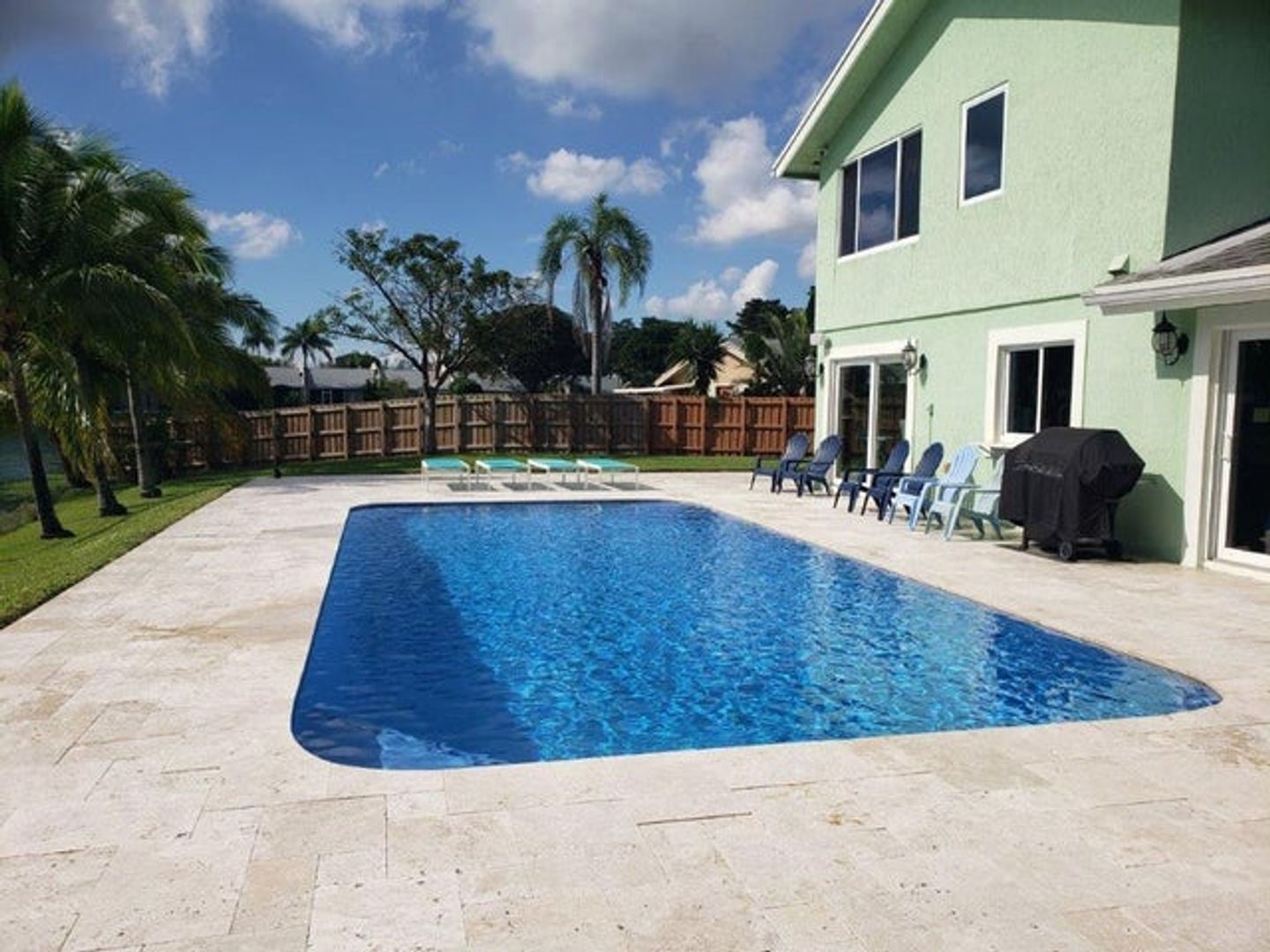 Coconut Creek House: 801 NW 49th Way