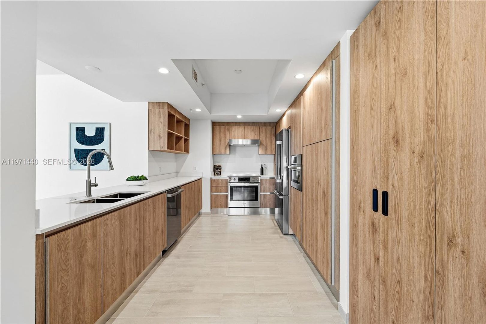 Bay Harbor Islands House: 10281 W Bay Harbor Drive 204