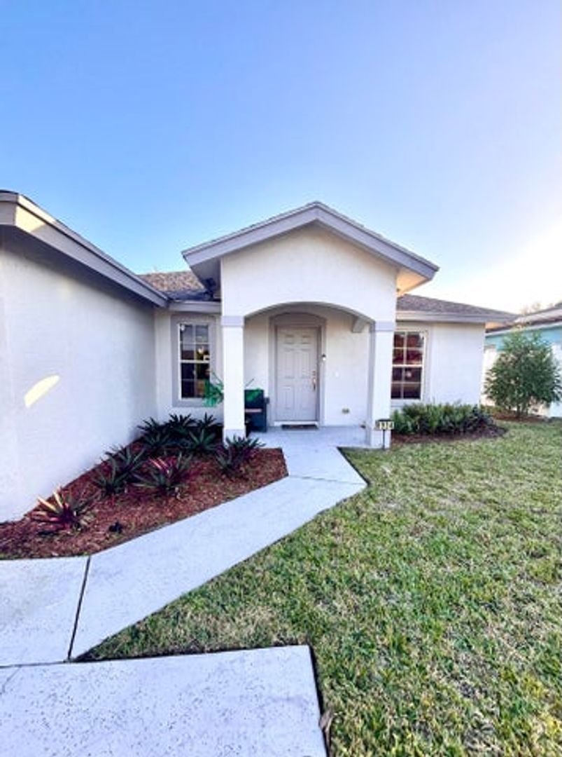 Jupiter House: 6934 Mitchell Street