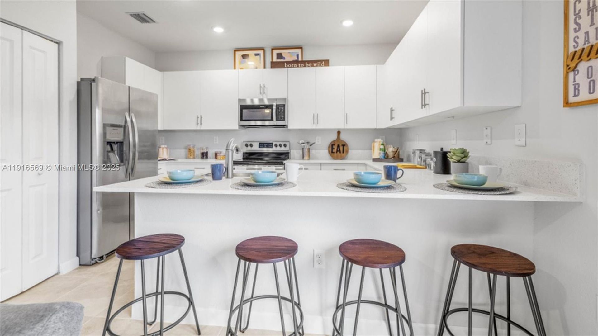 Homestead House: 24613 SW 117th Court 24613