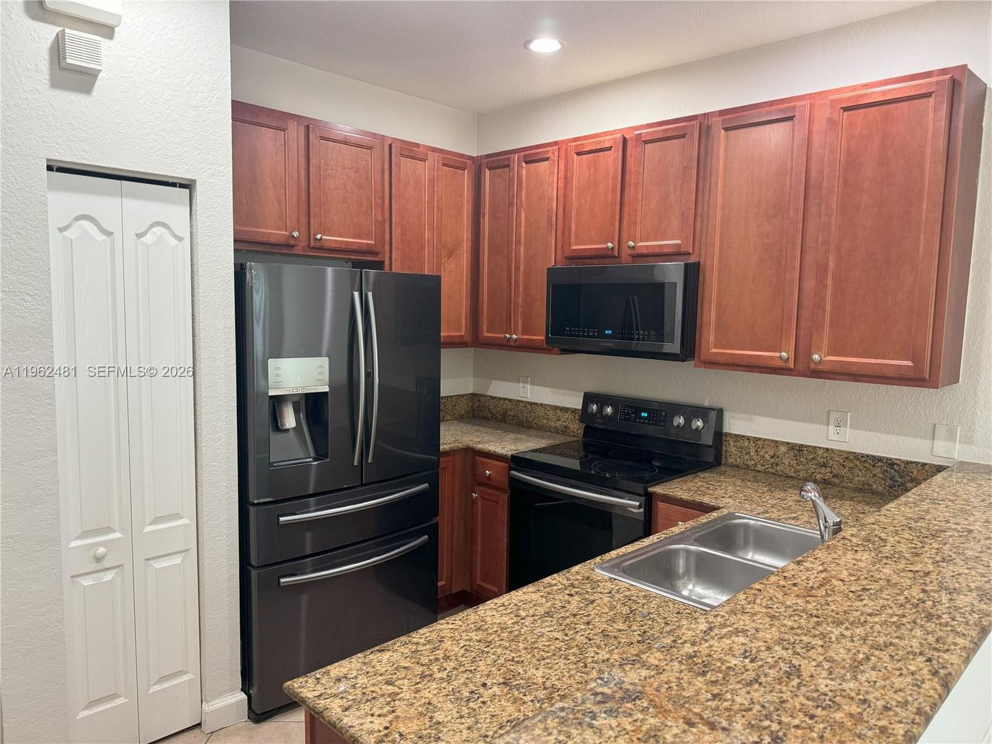 Homestead House: 1048 NE 30th Avenue 1048