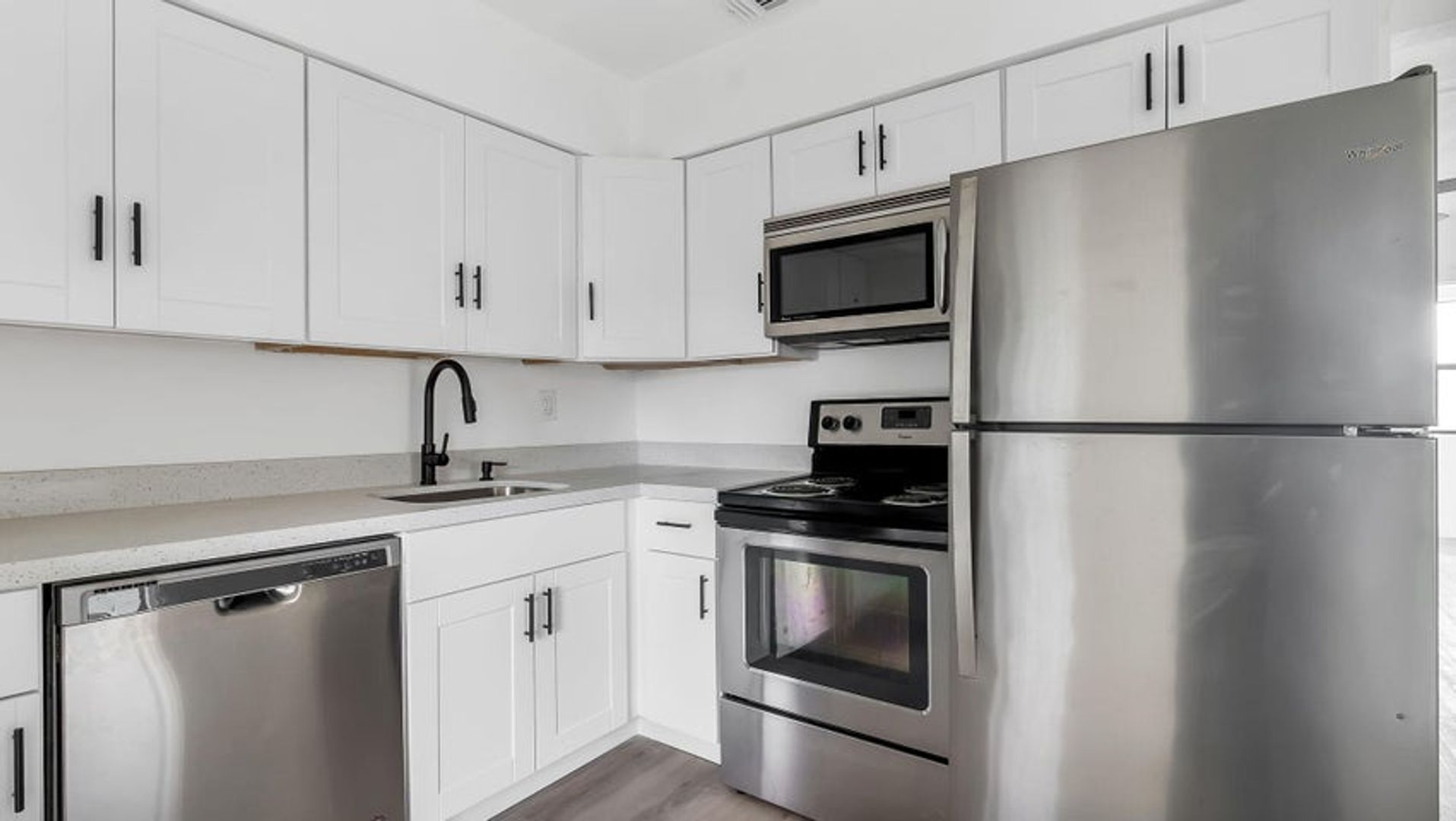 West Park House: 5015 SW 25TH Street