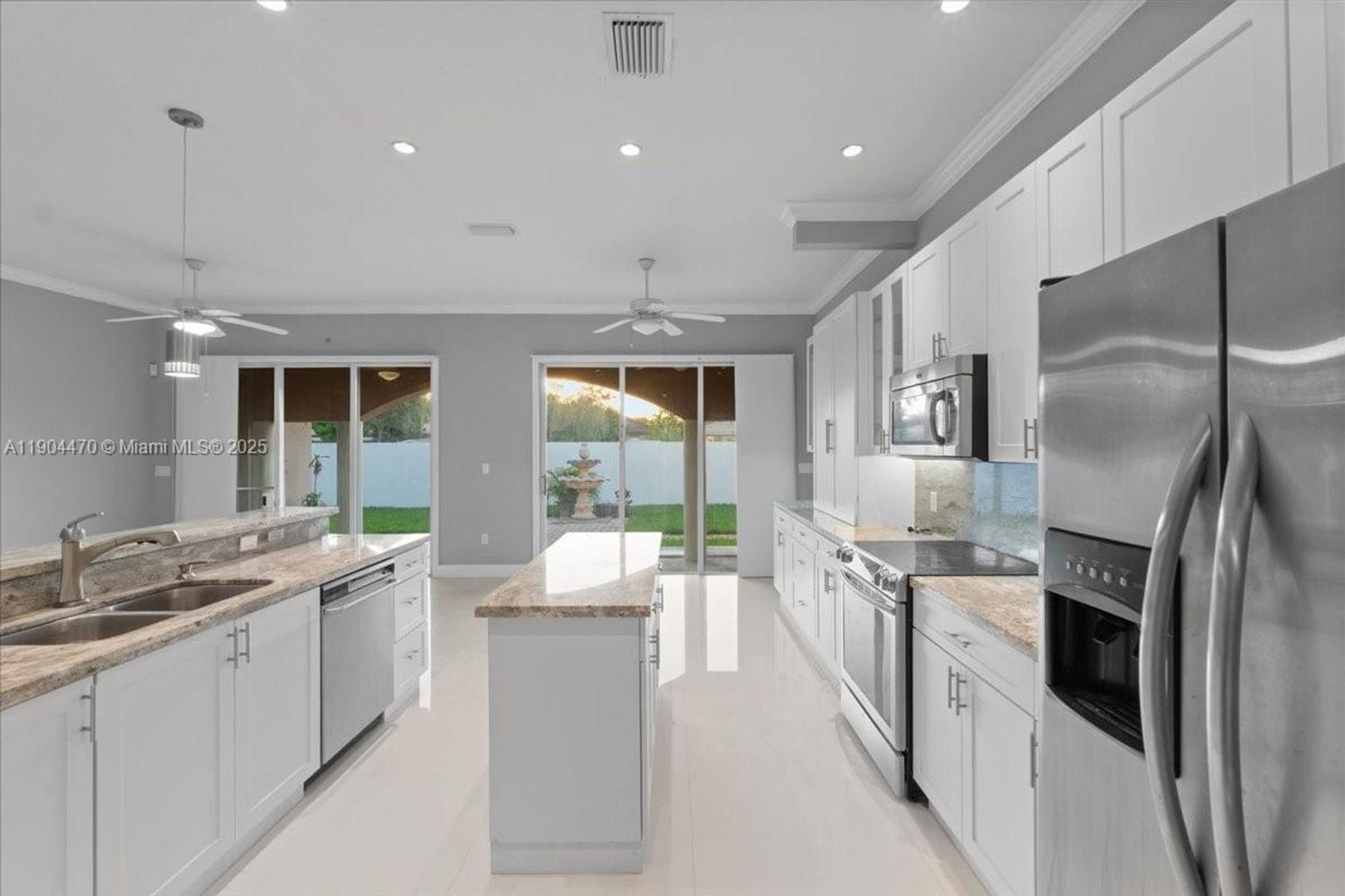 Miami Lakes House: 16640 NW 86th Court