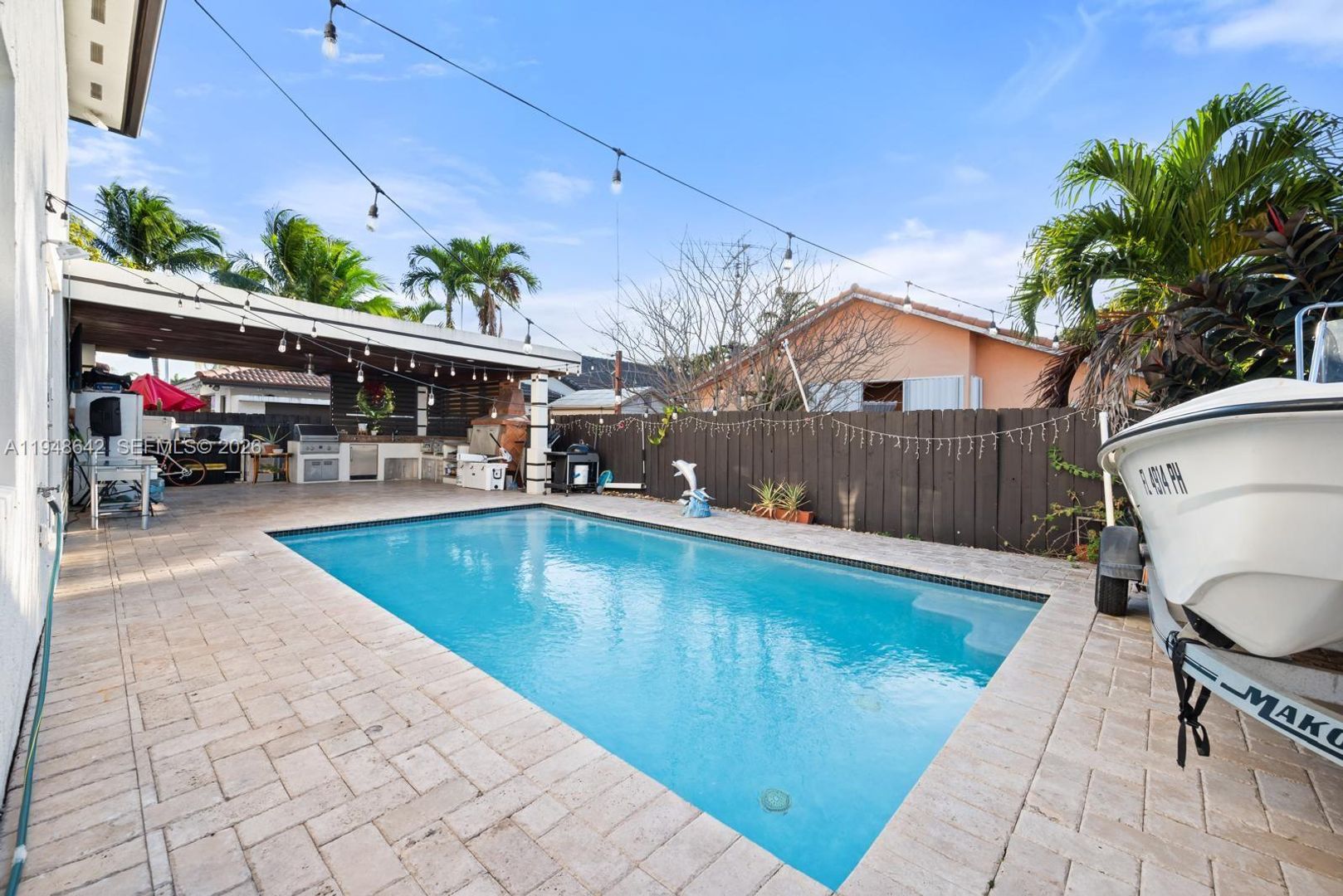 Miami House: 1360 SW 142nd Avenue 0