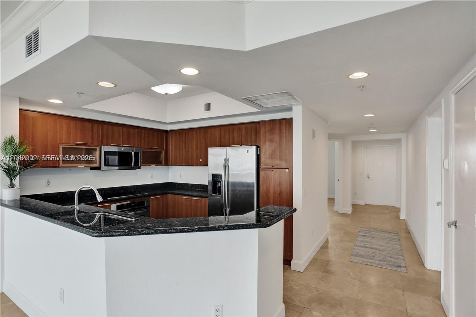 North Miami House: 15051 Royal Oaks Lane 2603