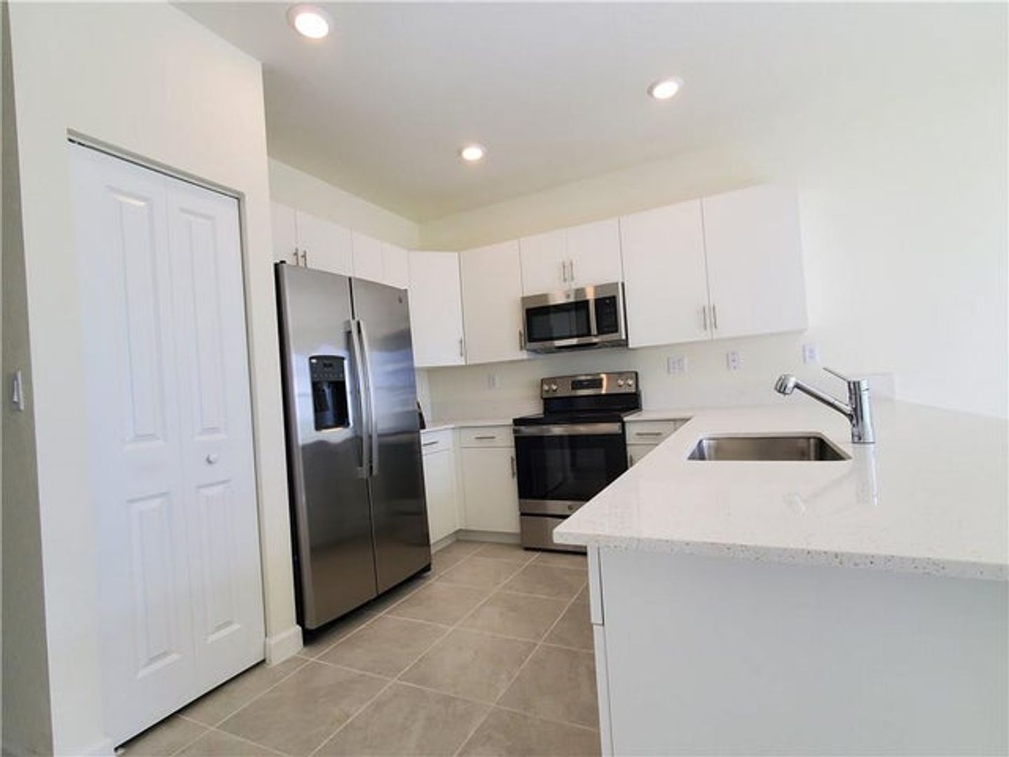 Hialeah House: 3216 W 114th Terrace
