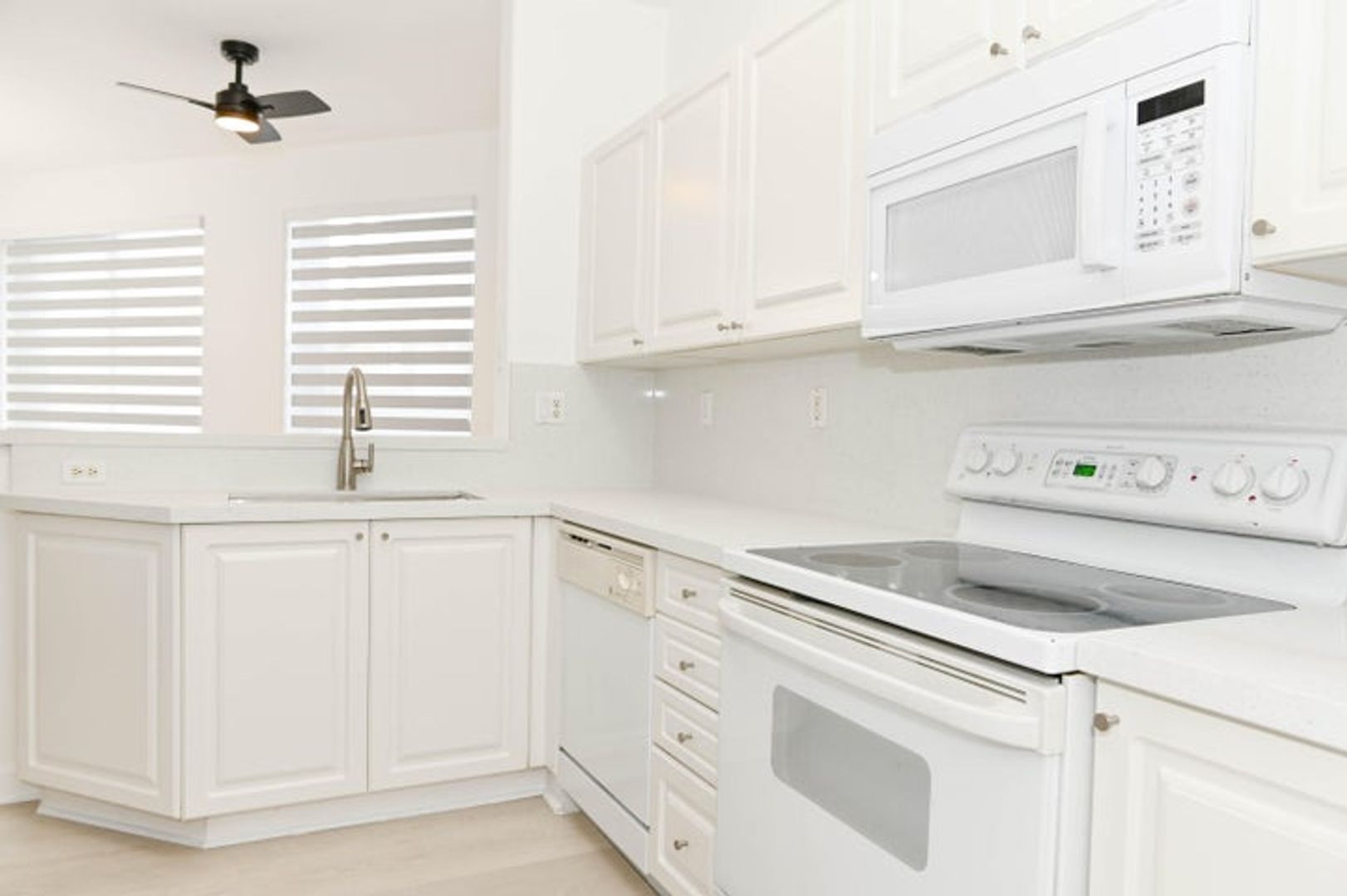 Doral House: 5580 NW 107th Avenue 1209
